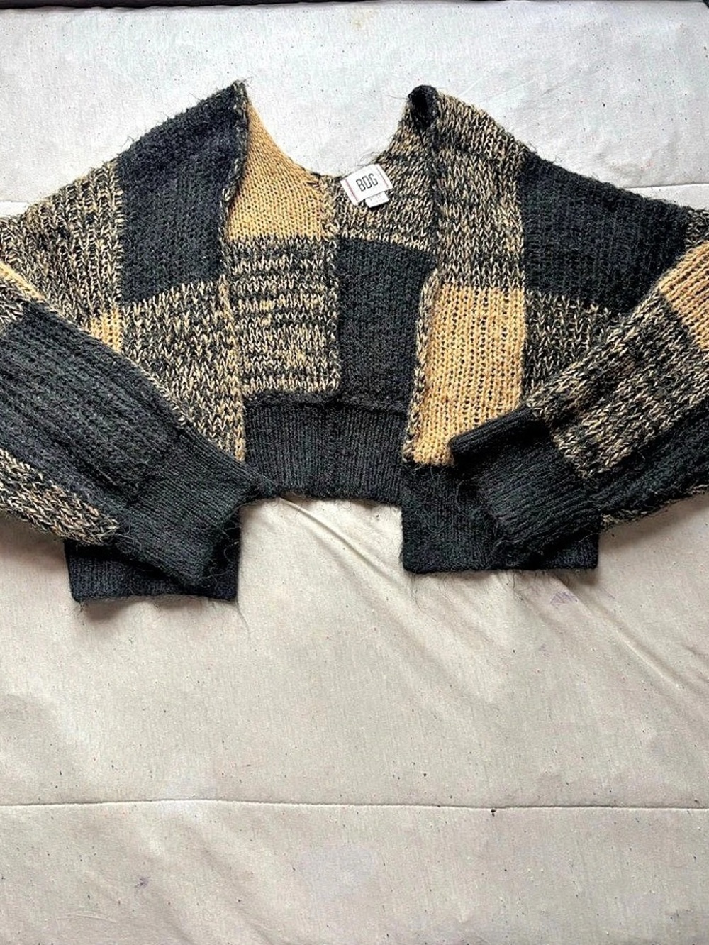 BDG Color Block Crew Neck Sweater in Black & Brown